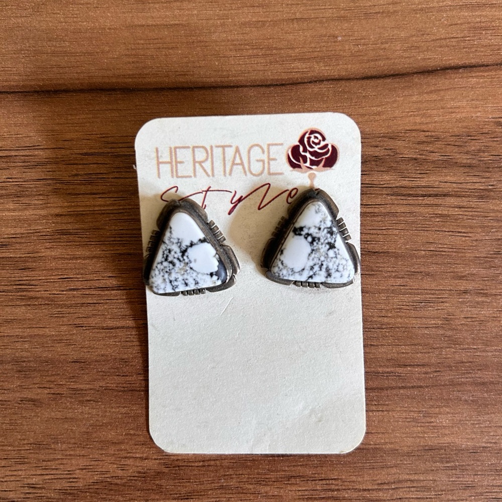 Sterling White Buffalo Studs